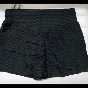 Fitness Scrunch Butt Lifting Compression Shorts